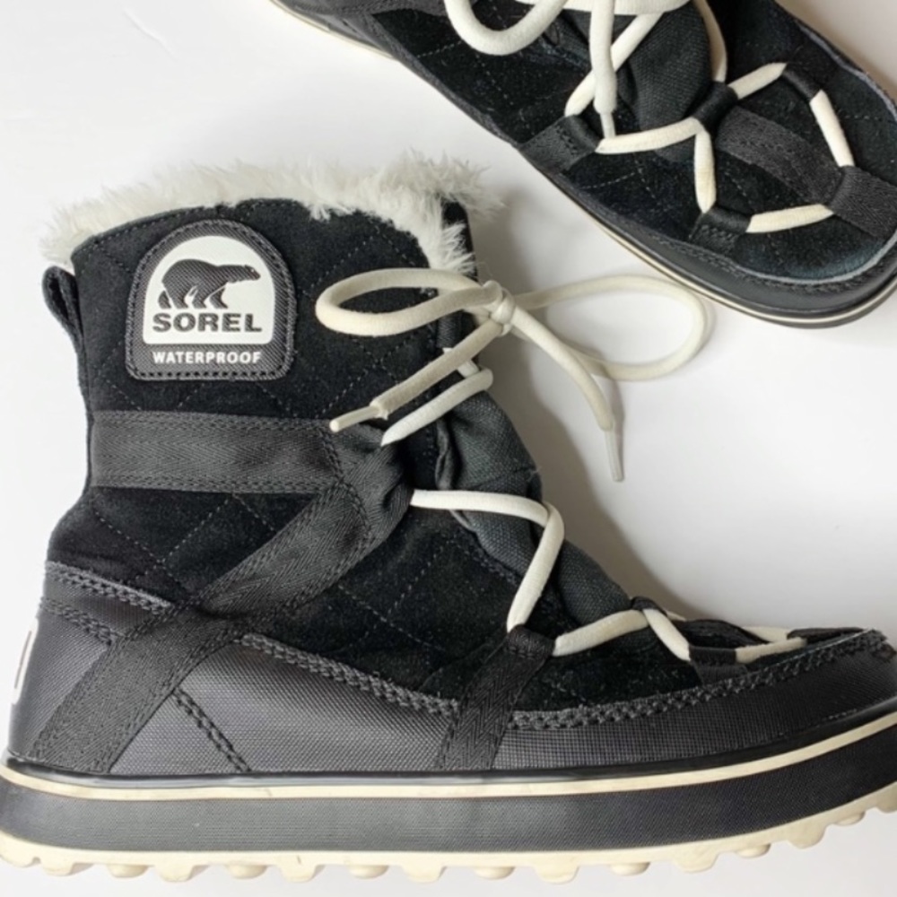 Sorel Glacy Explorer Shortie Black 21 Snow Boots Waterproof Size 9